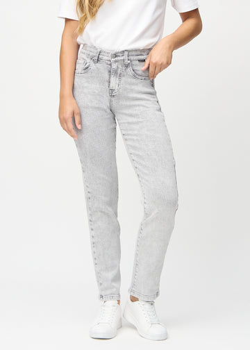 Regular jeans for women in light grey, color Ashes. Front view on a model, showing the classic straight-leg fit.